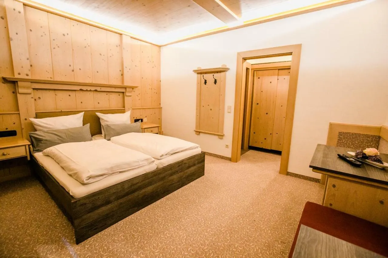 Inn Landgasthof Zum Herz Trauchgau